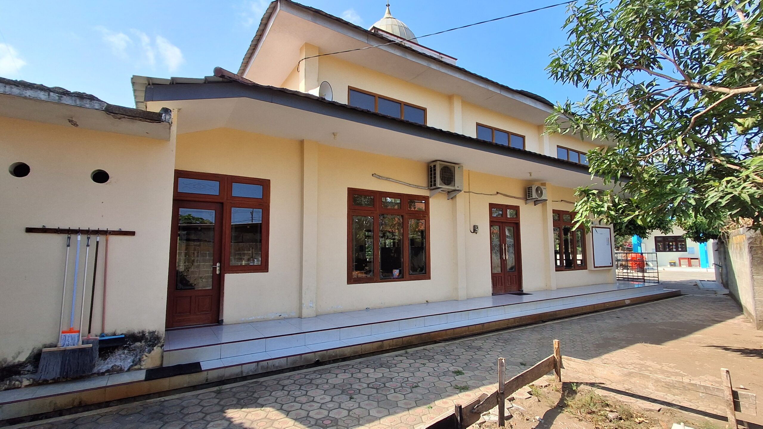 Masjid Fathurrahman Samping Belakang